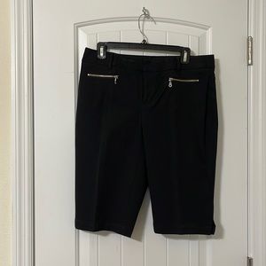 INC International Concepts Black Shorts. Size 8.